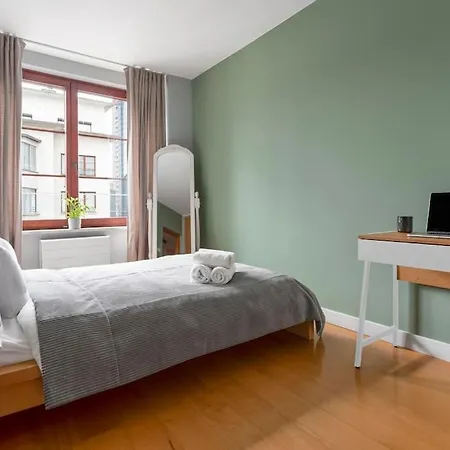 Oomph Mint Harmony & Vibrant Accents *