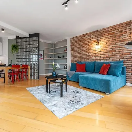 Oomph Mint Harmony & Vibrant Accents Appartamento