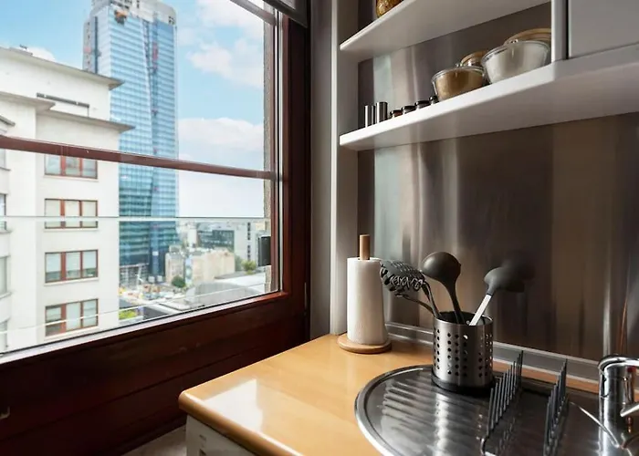 Oomph Mint Harmony & Vibrant Accents Apartament