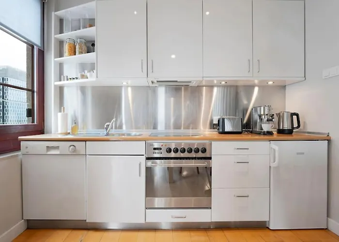 Oomph Mint Harmony & Vibrant Accents